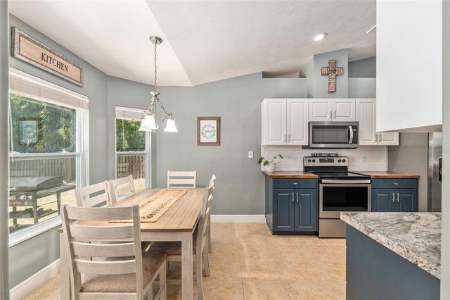 340 NW 233RD TERRACE, Newberry, FL 32669