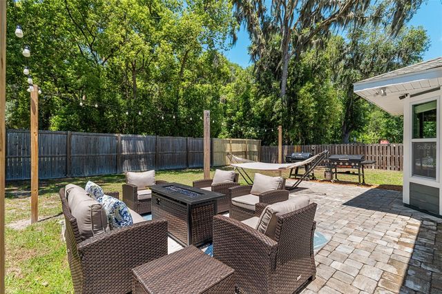 340 NW 233RD TERRACE, Newberry, FL 32669