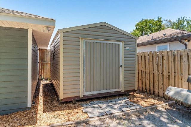 340 NW 233RD TERRACE, Newberry, FL 32669