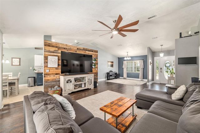 340 NW 233RD TERRACE, Newberry, FL 32669