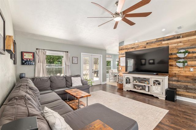 340 NW 233RD TERRACE, Newberry, FL 32669