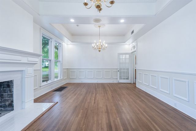 721 W Washington St., Sherman, TX 75092