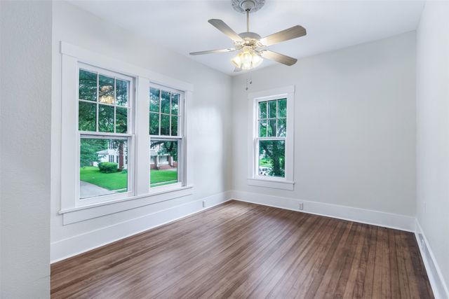 721 W Washington St., Sherman, TX 75092