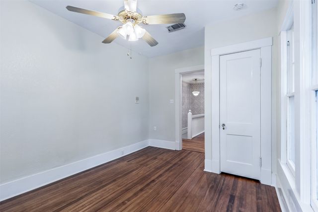 721 W Washington St., Sherman, TX 75092