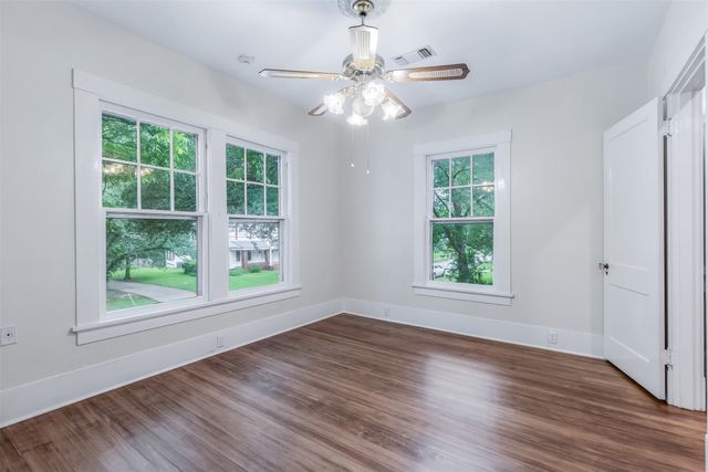 721 W Washington St., Sherman, TX 75092