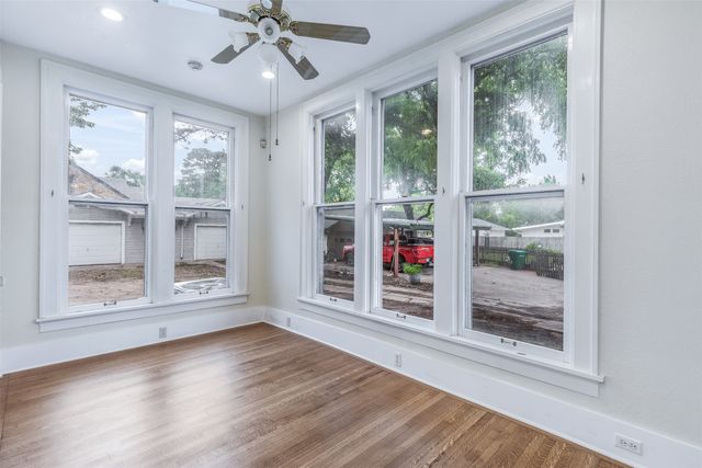721 W Washington St., Sherman, TX 75092