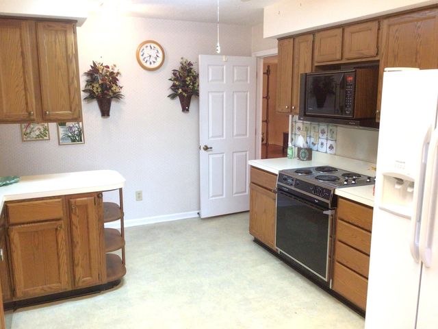 107 Myrtle Trace Dr., Conway, SC 29526