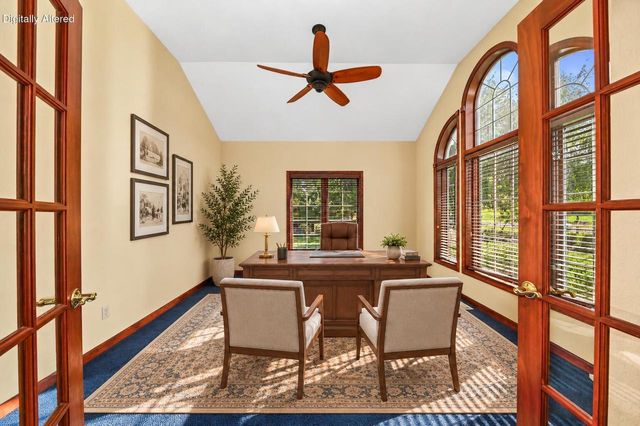 261 Steeple Pointe CIRCLE, Delafield, WI 53018