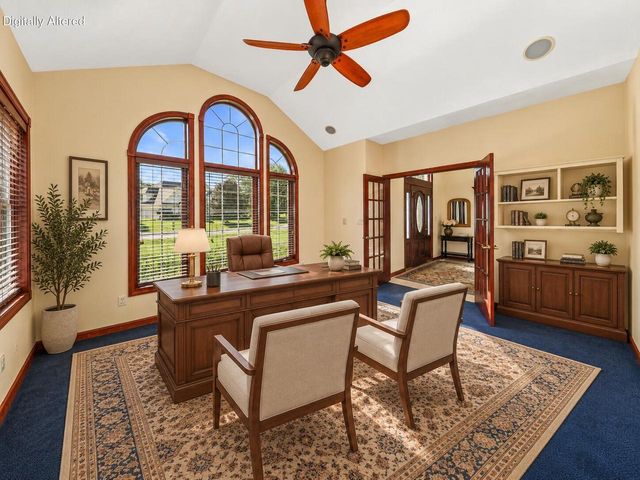 261 Steeple Pointe CIRCLE, Delafield, WI 53018