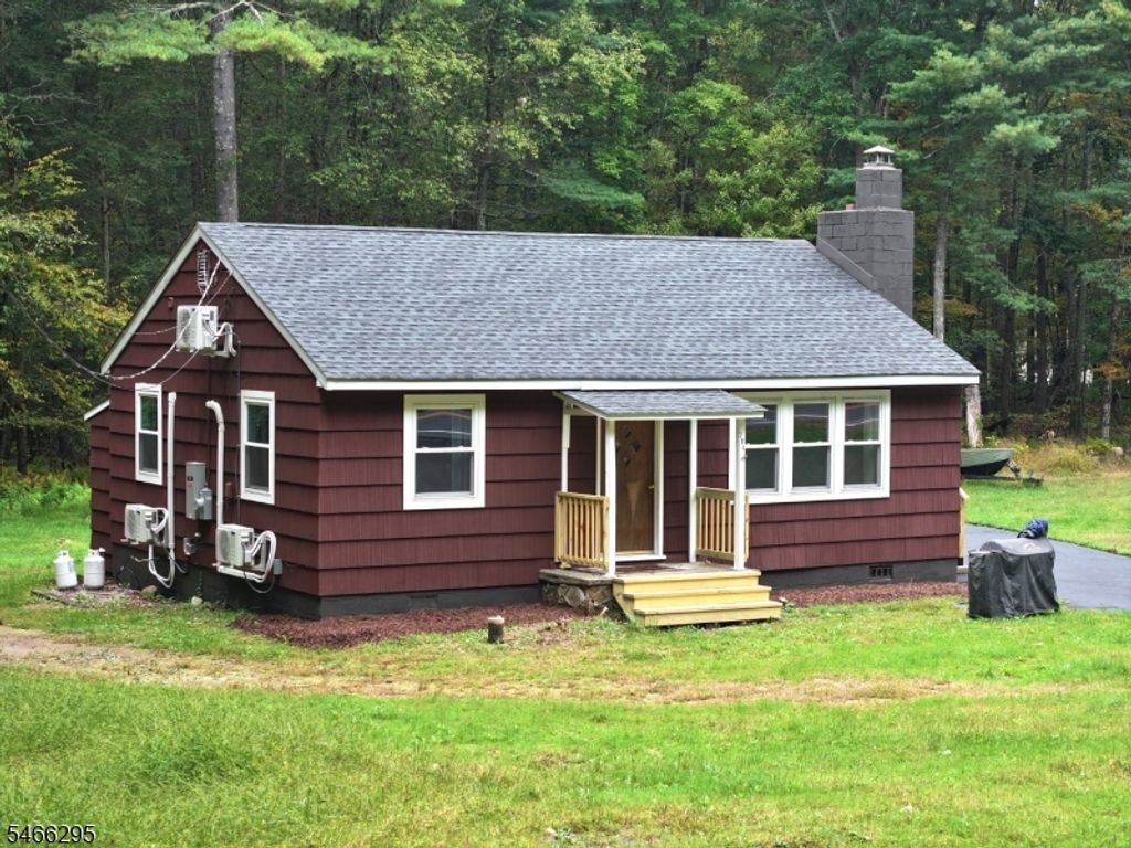 204 New Rd, Montague Twp., NJ 07827 — exterior