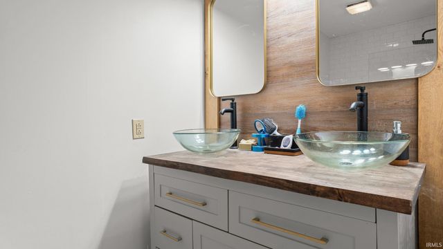 1353 Spencer Pike Rd, Springville, IN 47462