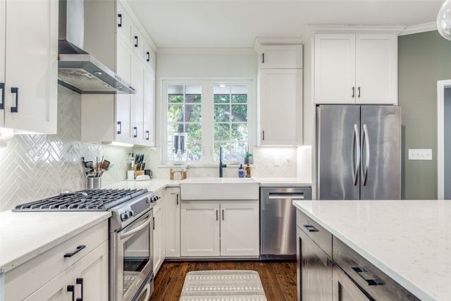 6709 Cliffbrook Drive, Dallas, TX 75254