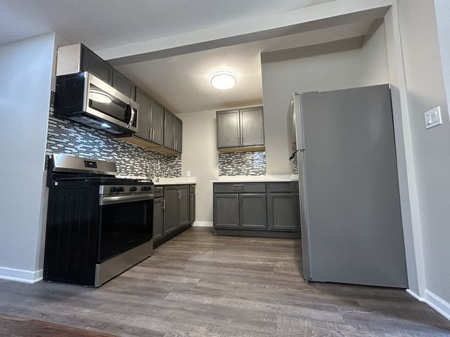 4834 N Ridgeway Avenue 3, Chicago, IL 60625