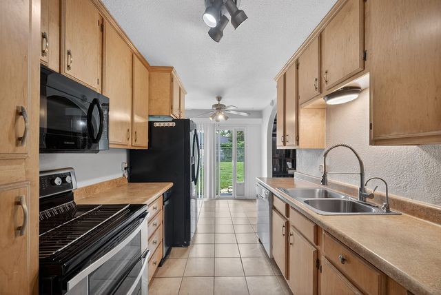 409 Southlake Drive, Forney, TX 75126