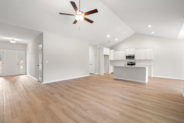 1401 Loop Circle, Longs, SC 29568