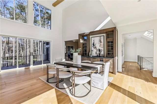 825 Kenry Court, Atlanta, GA 30342