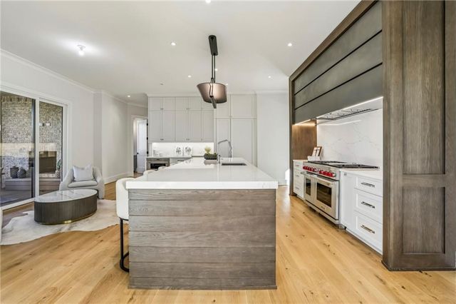 825 Kenry Court, Atlanta, GA 30342