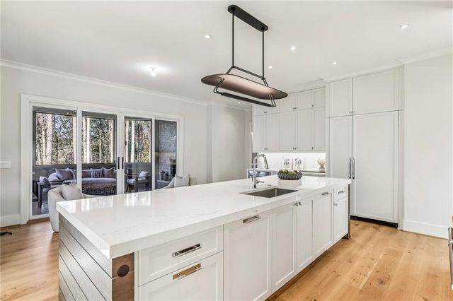 825 Kenry Court, Atlanta, GA 30342