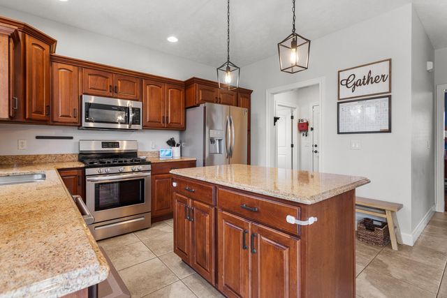 2116 Leahs Lane, Champaign, IL 61822