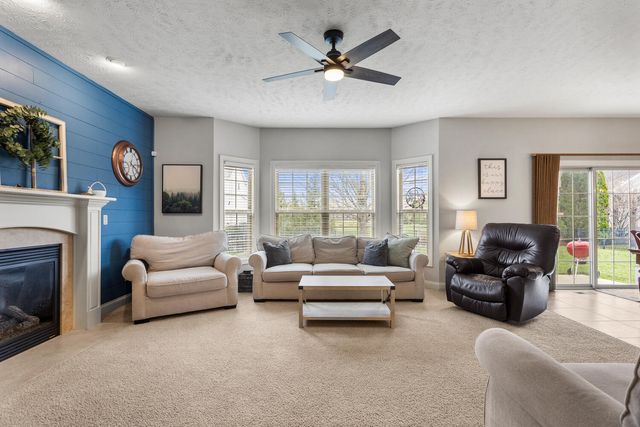 2116 Leahs Lane, Champaign, IL 61822