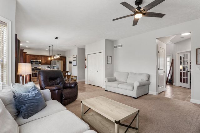 2116 Leahs Lane, Champaign, IL 61822