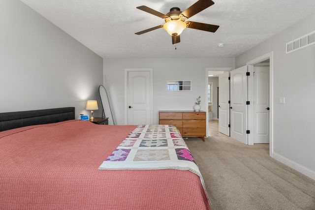 2116 Leahs Lane, Champaign, IL 61822