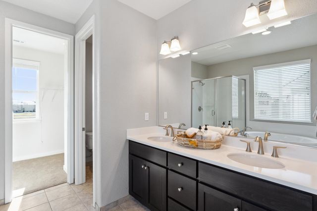 1476 Monument Ln, Fairfield, CA 94533