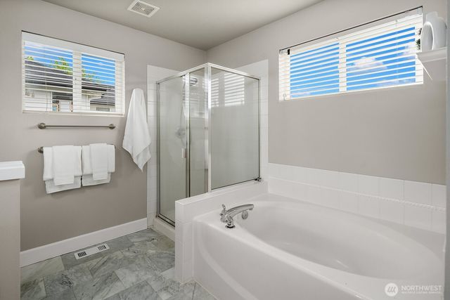7306 Douglas Avenue SE, Snoqualmie, WA 98065
