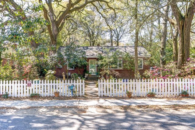 1171 Braddock Avenue, North Charleston, SC 29405