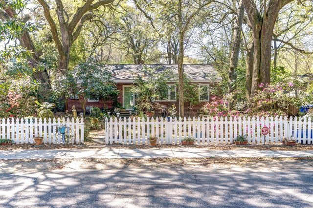 1171 Braddock Avenue, North Charleston, SC 29405