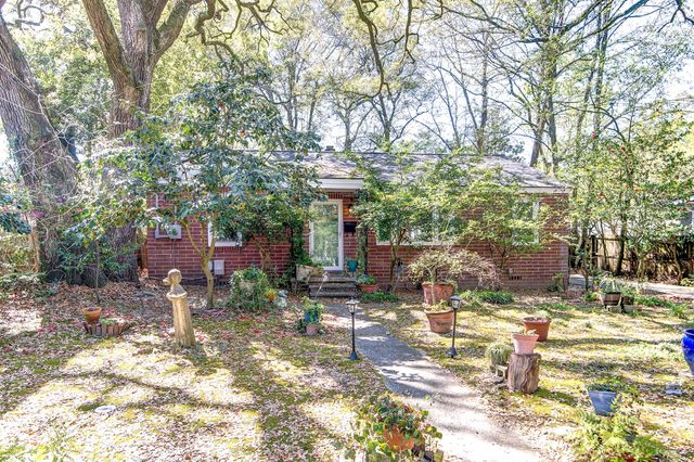 1171 Braddock Avenue, North Charleston, SC 29405
