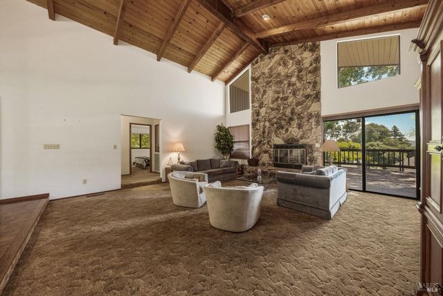 2810 Greenway Dr, Kelseyville, CA 95451