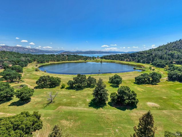 2810 Greenway Dr, Kelseyville, CA 95451