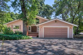 2810 Greenway Dr, Kelseyville, CA 95451