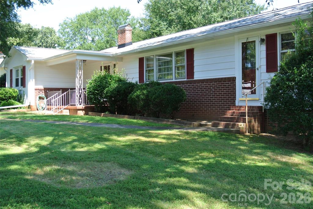 268 Tanner Street, Rutherfordton, NC 28139