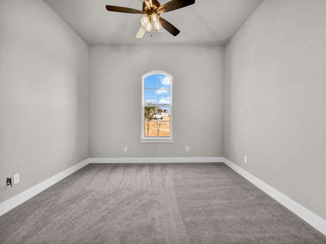 213 Desperado Court, Weatherford, TX 76088