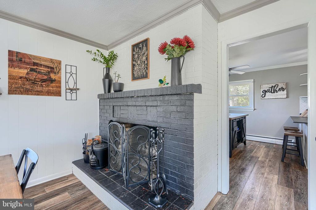 Image 10 of property listing at 1314 E CHURCHVILLE RD, Bel Air, MD 21014