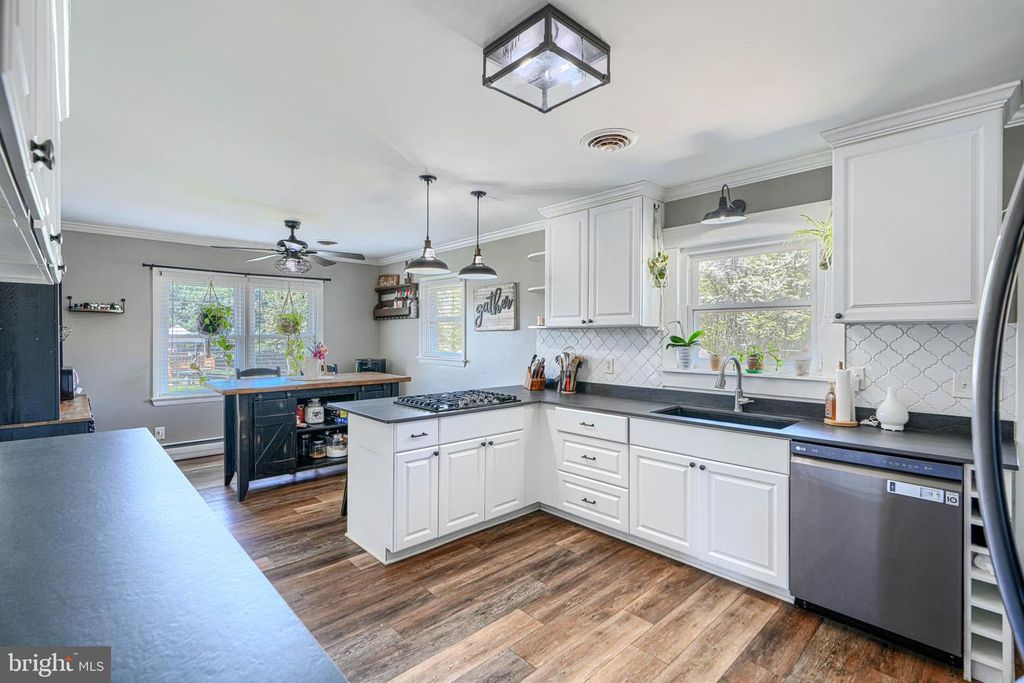 Image 17 of property listing at 1314 E CHURCHVILLE RD, Bel Air, MD 21014