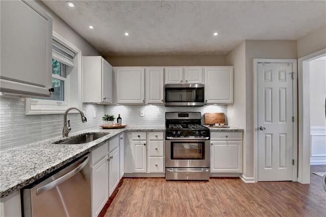 5278 Underhill Lane, Sugar Hill, GA 30518