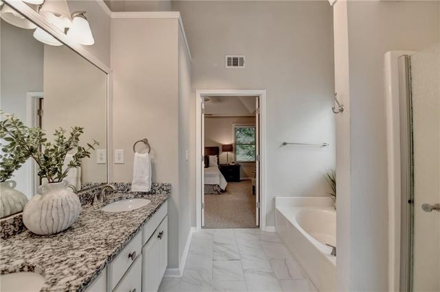 5278 Underhill Lane, Sugar Hill, GA 30518