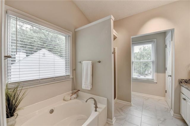 5278 Underhill Lane, Sugar Hill, GA 30518