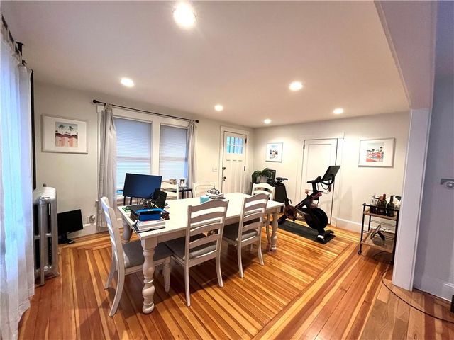 18 Apthorp Avenue, Newport, RI 02840