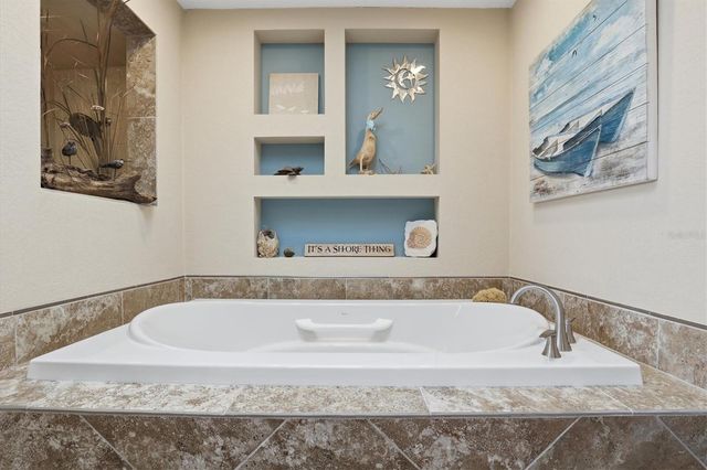 66 N CANAL DRIVE, Palm Harbor, FL 34684