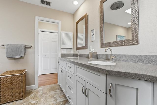 66 N CANAL DRIVE, Palm Harbor, FL 34684