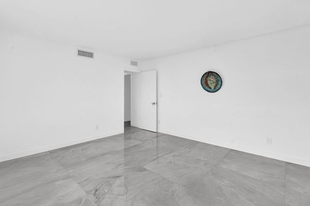 201 N Riverside Drive 802, Pompano Beach, FL 33062