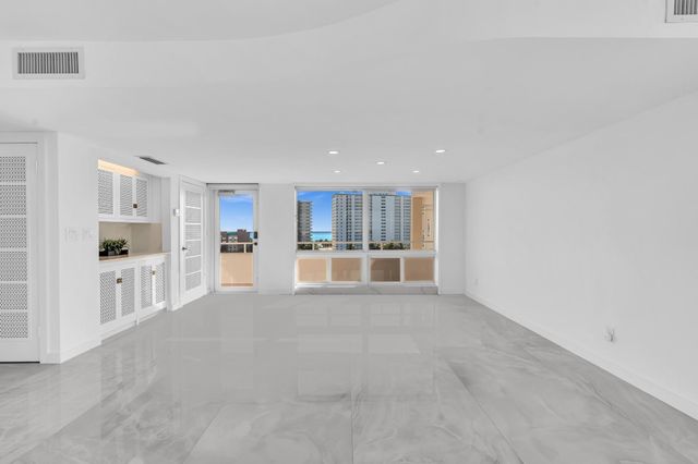 201 N Riverside Drive 802, Pompano Beach, FL 33062