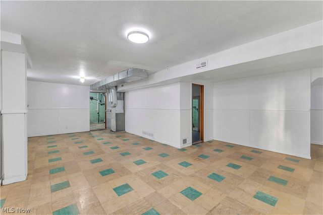 6800 Wilber Avenue, Parma, OH 44129