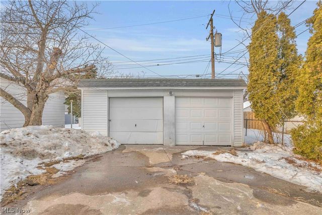 6800 Wilber Avenue, Parma, OH 44129