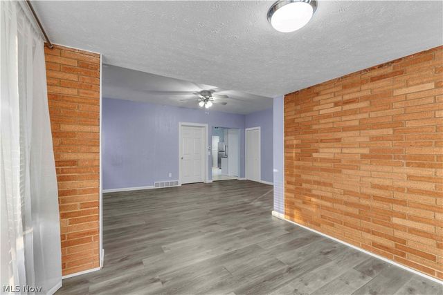 6800 Wilber Avenue, Parma, OH 44129