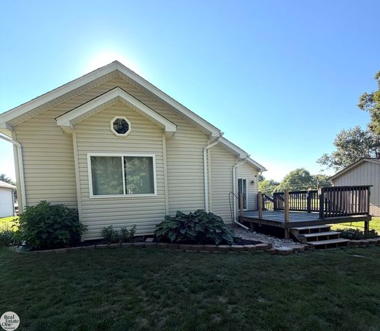 9515 Rachel Road, Algonac, MI 48001